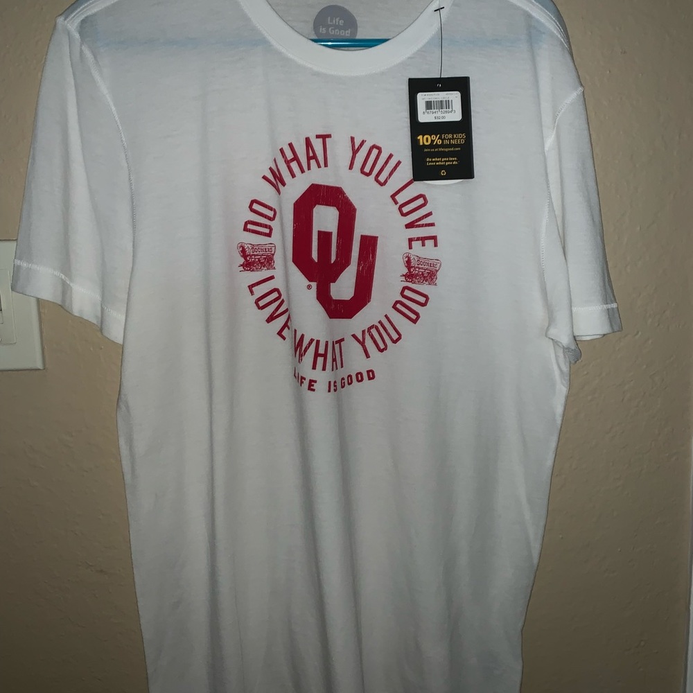 OU Mens T-shirt medium. NWT